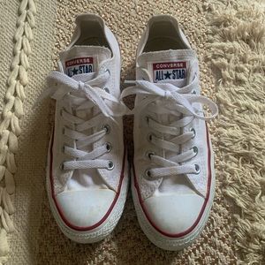 Women’s Converse - Size 8